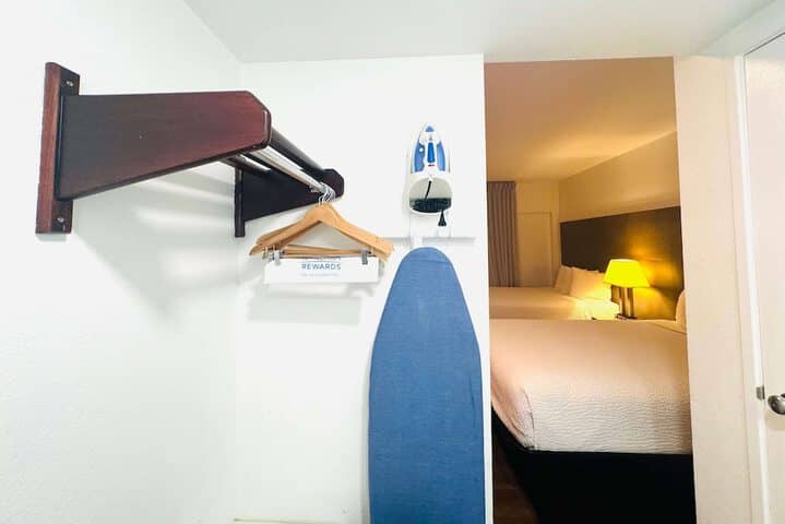 Room 22 of 94