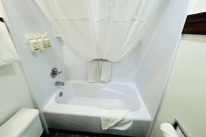 Room 47 of 94