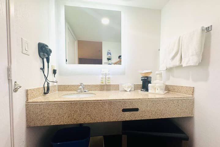 Room 55 of 94