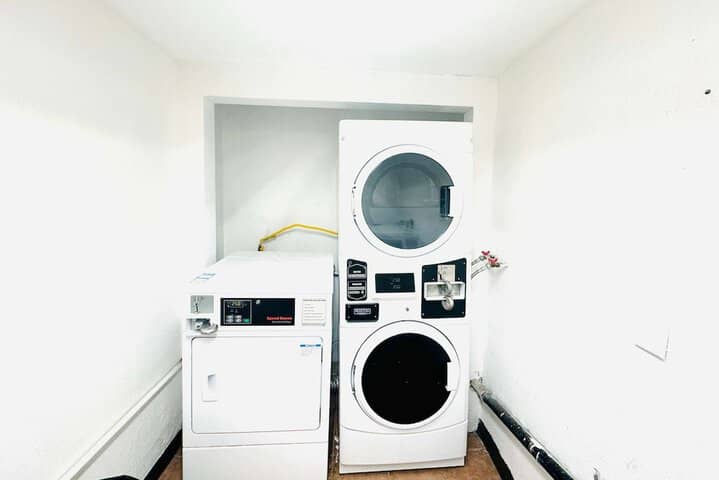 Room 77 of 94